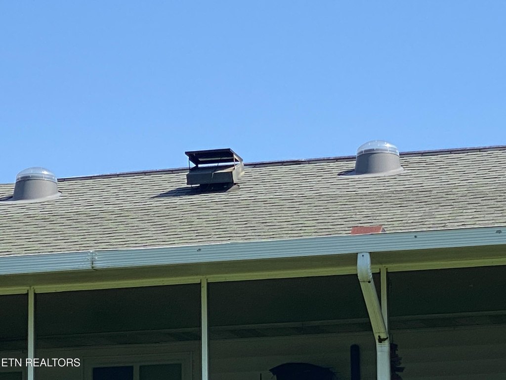 Spring City, Tennessee, 37381, United States, 3 Bedrooms Bedrooms, ,2 BathroomsBathrooms,Residential,Forsale,1952848