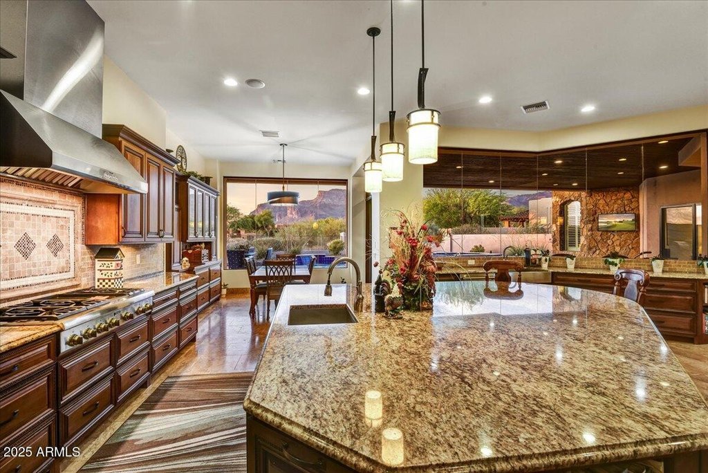 Gold Canyon, Arizona, 85118, United States, 3 Bedrooms Bedrooms, ,4 BathroomsBathrooms,Residential,Forsale,1884331