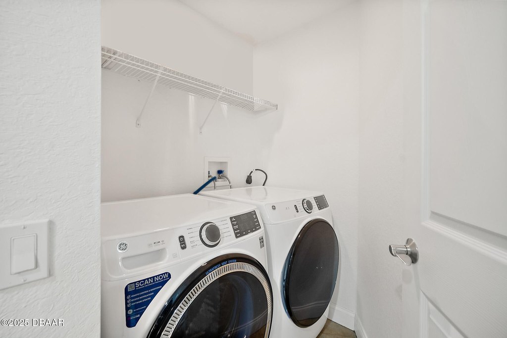 Daytona Beach Shores, Florida, 32118, United States, 3 Bedrooms Bedrooms, ,3 BathroomsBathrooms,Residential,Forsale,1990139