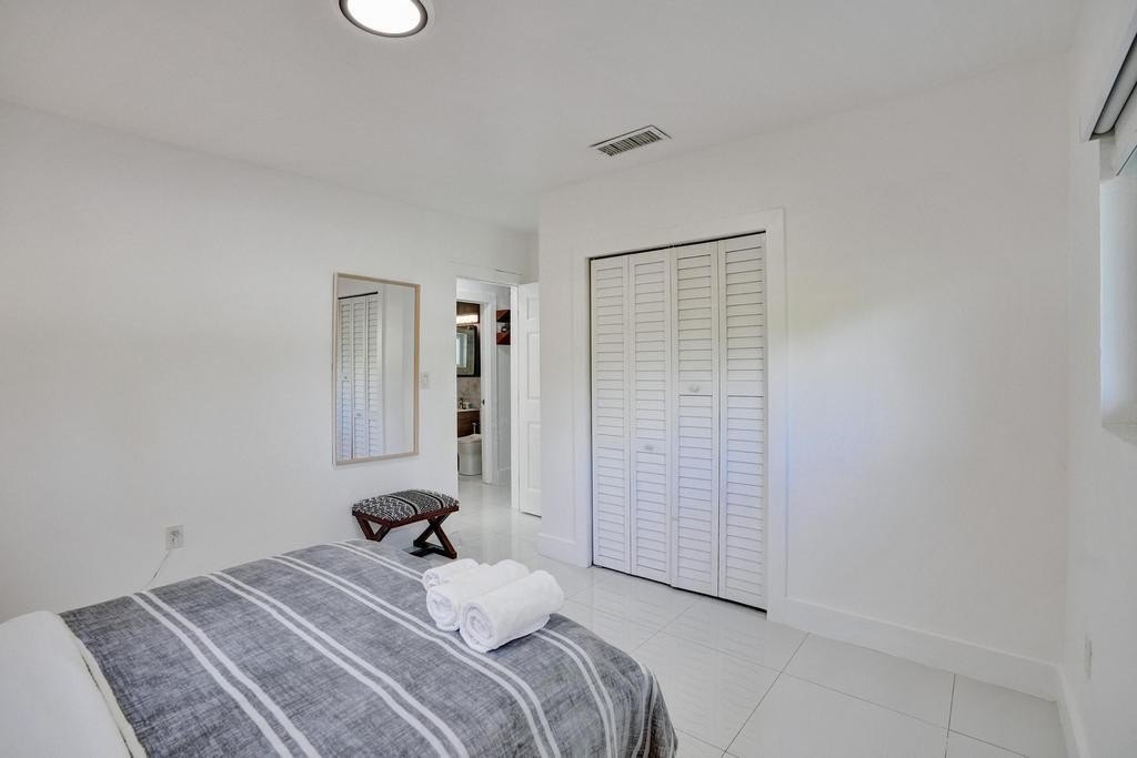 Miami, Florida, 33161, United States, 4 Bedrooms Bedrooms, ,3 BathroomsBathrooms,Residential,Forsale,1994092