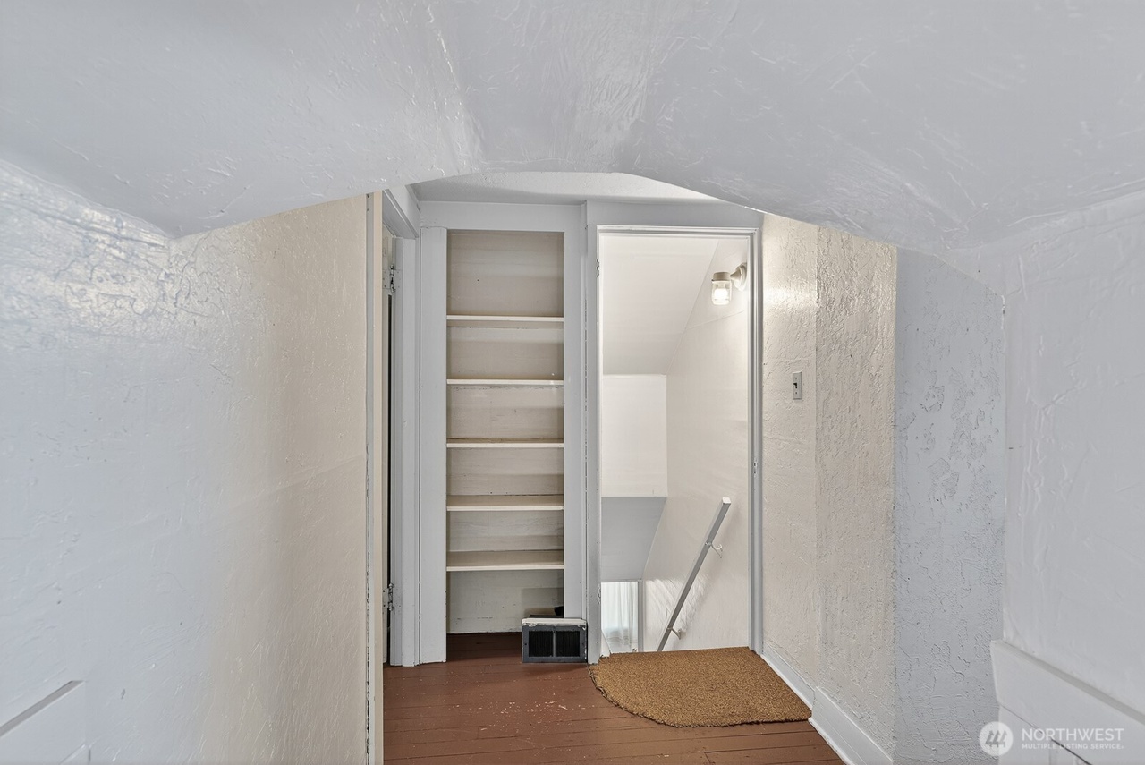 Anacortes, Washington, 98221, United States, 3 Bedrooms Bedrooms, ,2 BathroomsBathrooms,Residential,Forsale,1990712