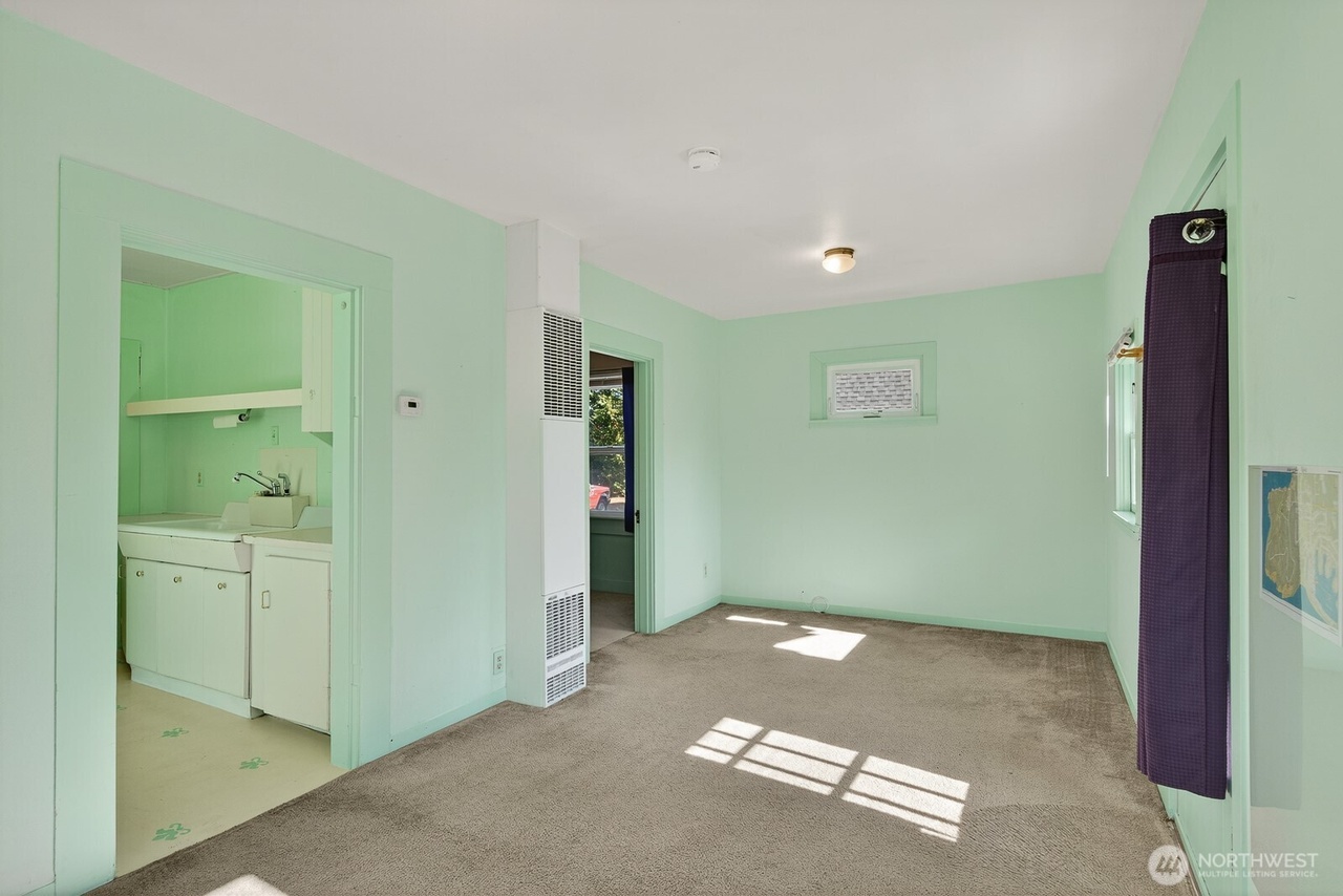 Anacortes, Washington, 98221, United States, 3 Bedrooms Bedrooms, ,2 BathroomsBathrooms,Residential,Forsale,1990712