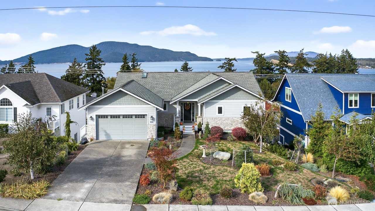 Anacortes, Washington, 98221, United States, 3 Bedrooms Bedrooms, ,2 BathroomsBathrooms,Residential,Forsale,1990713