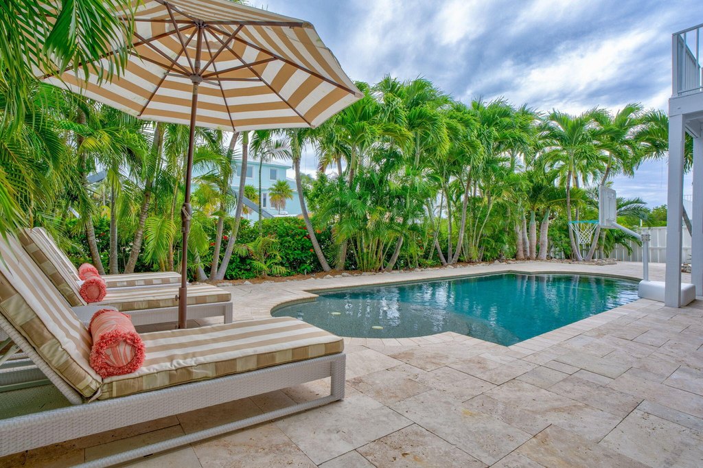 Summerland Key, Florida, 33042, United States, 3 Bedrooms Bedrooms, ,2 BathroomsBathrooms,Residential,Forsale,2004349