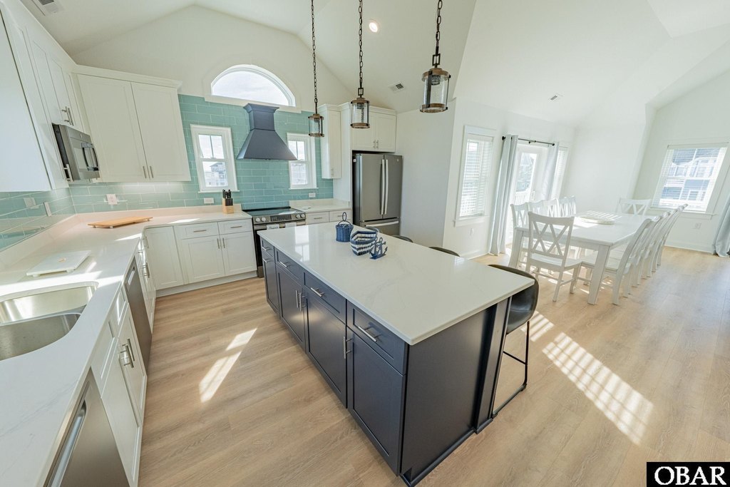 Salvo, North Carolina, 27972, United States, 8 Bedrooms Bedrooms, ,8.5 BathroomsBathrooms,Residential,Forsale,2004892