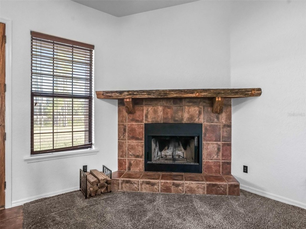 REDDICK, Florida, 32686, United States, 3 Bedrooms Bedrooms, ,2 BathroomsBathrooms,Residential,Forsale,1994137