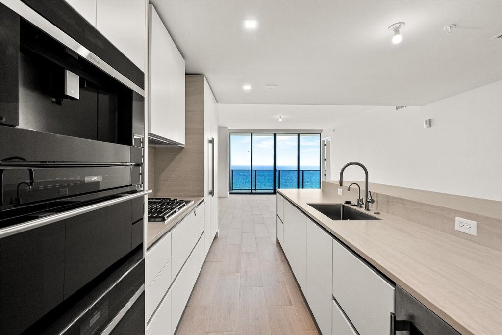 Pompano Beach, Florida, 33062, United States, 3 Bedrooms Bedrooms, ,3.5 BathroomsBathrooms,Residential,Forsale,2011544