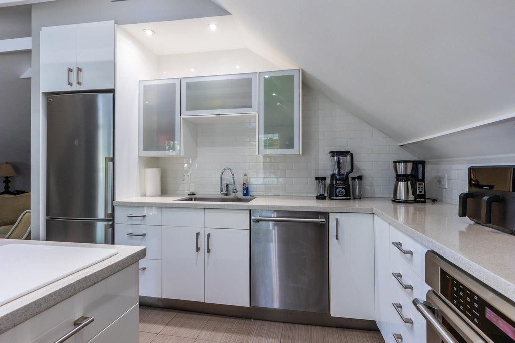 KEY WEST, Florida, 33040, United States, 7 Bedrooms Bedrooms, ,7.5 BathroomsBathrooms,Residential,Forsale,2004373