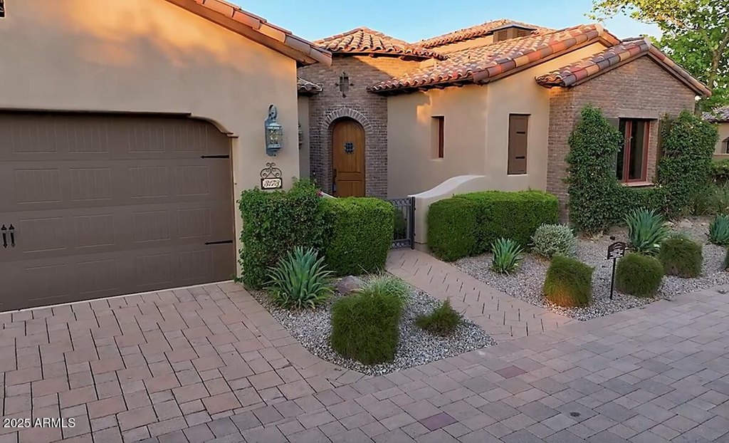 Gold Canyon, Arizona, 85118, United States, 4 Bedrooms Bedrooms, ,5 BathroomsBathrooms,Residential,Forsale,1934070