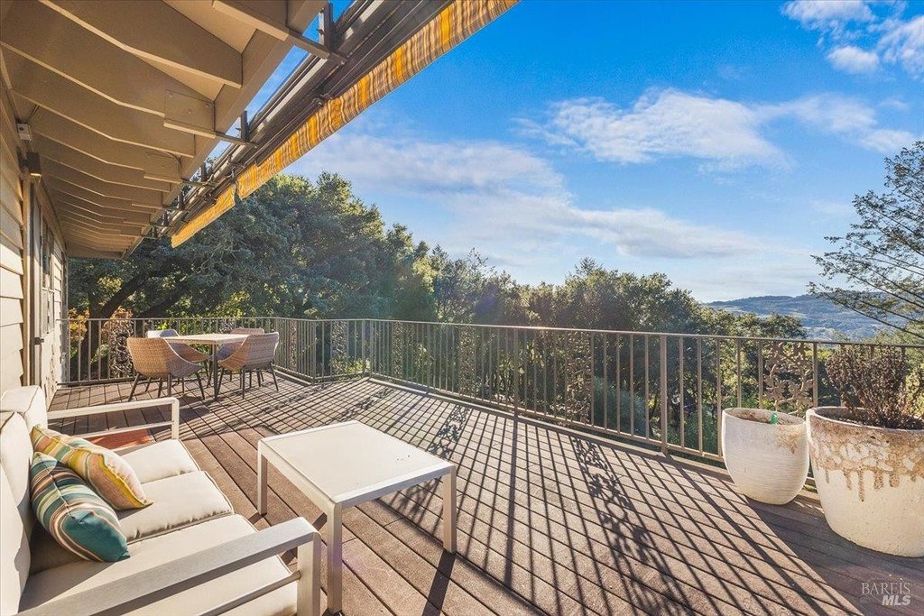 Santa Rosa, California, 95404, United States, 3 Bedrooms Bedrooms, ,3.5 BathroomsBathrooms,Residential,Forsale,2004739