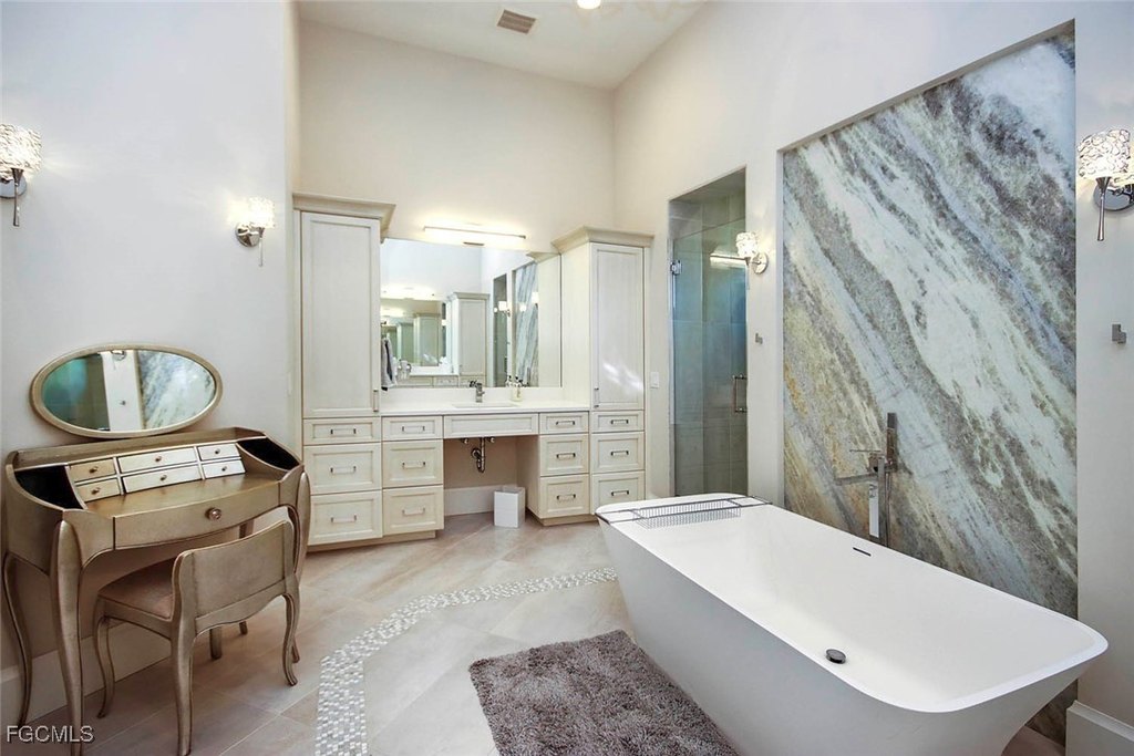 Sanibel, Florida, 33957, United States, 4 Bedrooms Bedrooms, ,4.5 BathroomsBathrooms,Residential,Forsale,2011599