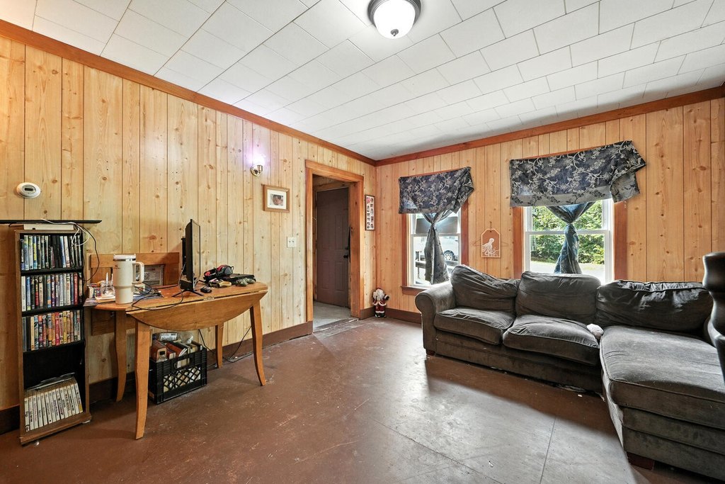 New Portland, Maine, 04961, United States, 13 Bedrooms Bedrooms, ,5.5 BathroomsBathrooms,Residential,Forsale,2010630