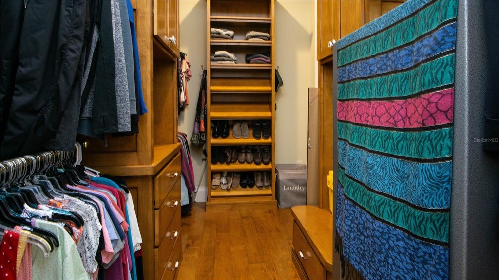 OCALA, Florida, 34476, United States, 5 Bedrooms Bedrooms, ,4.5 BathroomsBathrooms,Residential,Forsale,2009537