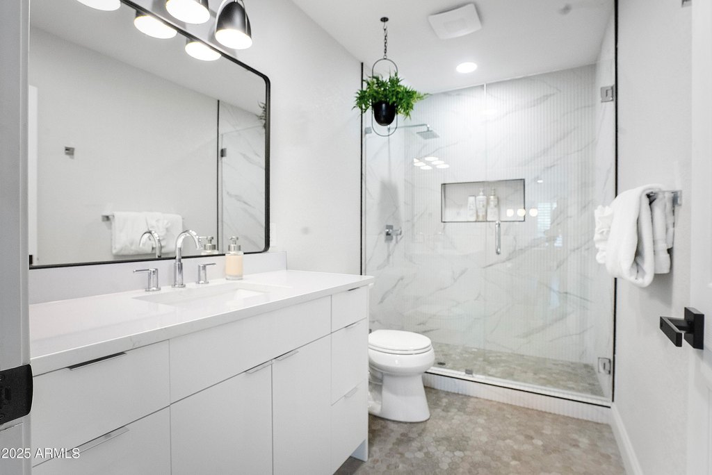 Scottsdale, Arizona, 85260, United States, 5 Bedrooms Bedrooms, ,5 BathroomsBathrooms,Residential,Forsale,2004083