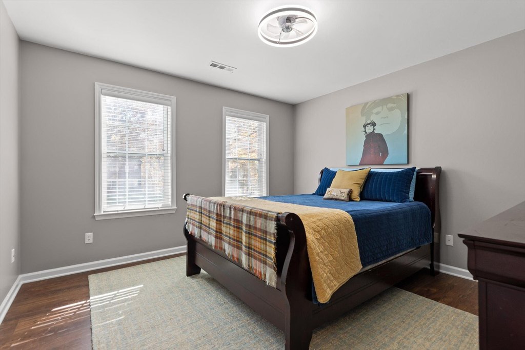 Signal Mountain, Tennessee, 37377, United States, 5 Bedrooms Bedrooms, ,3 BathroomsBathrooms,Residential,Forsale,2004663