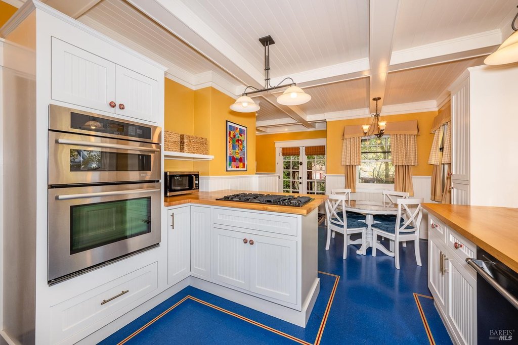 Santa Rosa, California, 95404, United States, 4 Bedrooms Bedrooms, ,2 BathroomsBathrooms,Residential,Forsale,2004737