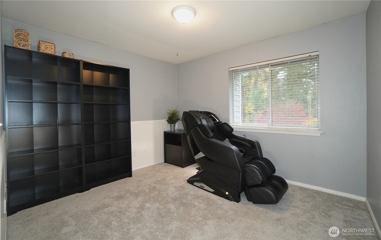 Maple Valley, Washington, 98038, United States, 4 Bedrooms Bedrooms, ,2 BathroomsBathrooms,Residential,Forsale,1990719