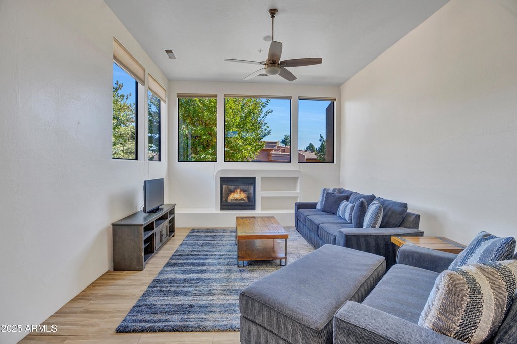 Sedona, Arizona, 86336, United States, 2 Bedrooms Bedrooms, ,2 BathroomsBathrooms,Residential,Forsale,2004616