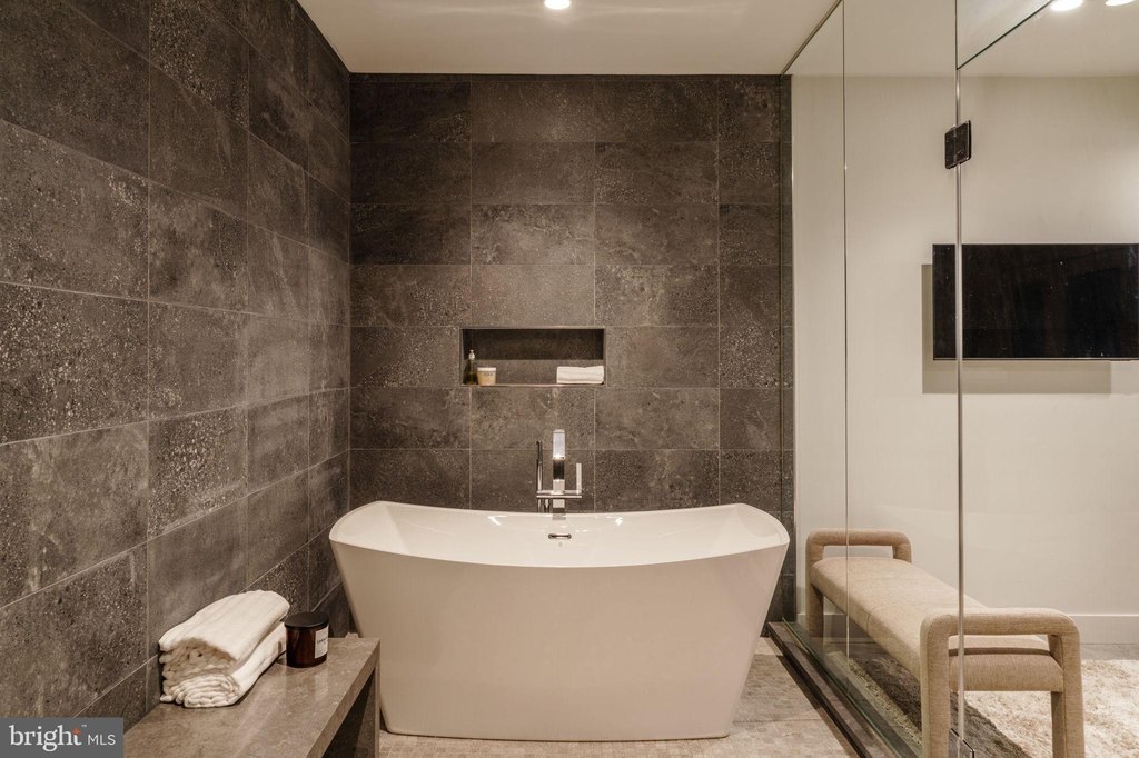 NEW HOPE, Pennsylvania, 18938, United States, 3 Bedrooms Bedrooms, ,3.5 BathroomsBathrooms,Residential,Forsale,2004293