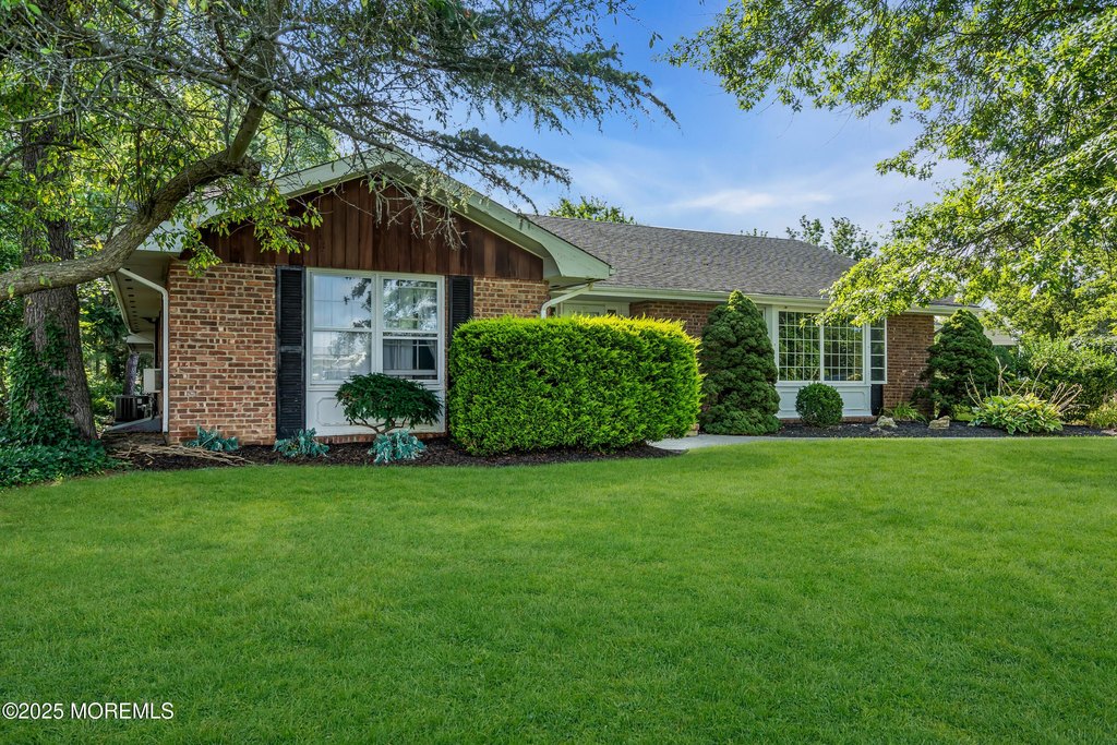 Toms River, New Jersey, 08753, United States, 3 Bedrooms Bedrooms, ,2 BathroomsBathrooms,Residential,Forsale,1966076