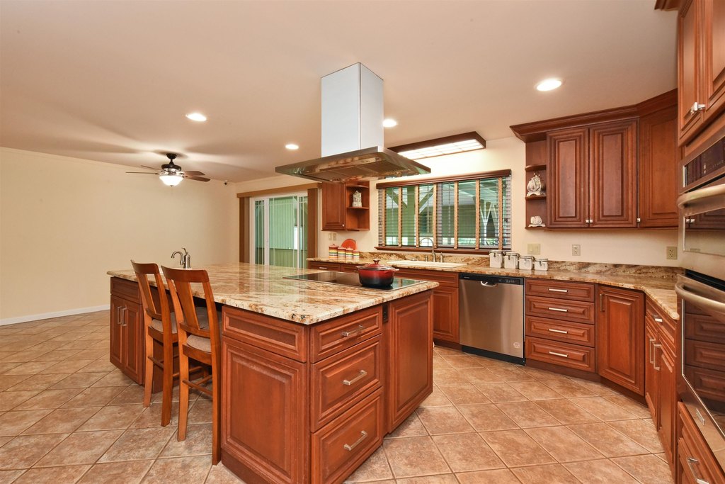 Haiku, Hawaii, 96708, United States, 3 Bedrooms Bedrooms, ,4.5 BathroomsBathrooms,Residential,Forsale,2009555