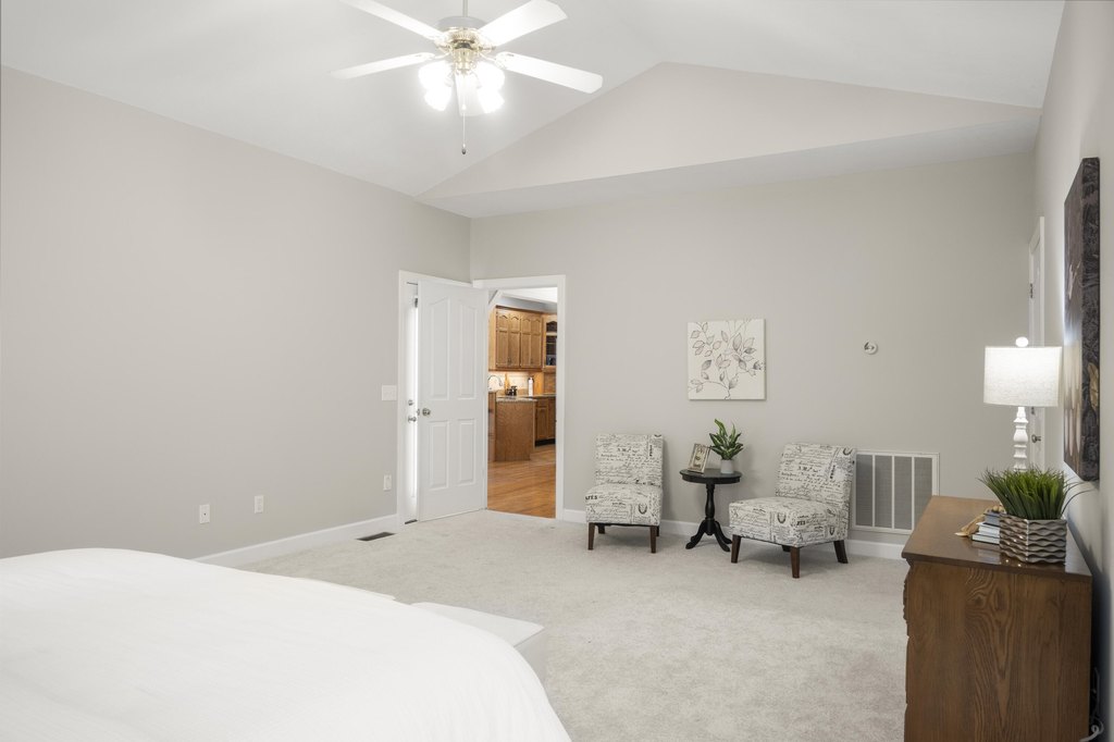 Harrison, Tennessee, 37341, United States, 4 Bedrooms Bedrooms, ,3.5 BathroomsBathrooms,Residential,Forsale,2004686