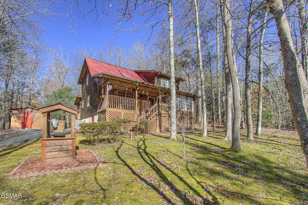 Gatlinburg, Tennessee, 37738, United States, 2 Bedrooms Bedrooms, ,2 BathroomsBathrooms,Residential,Forsale,1999455