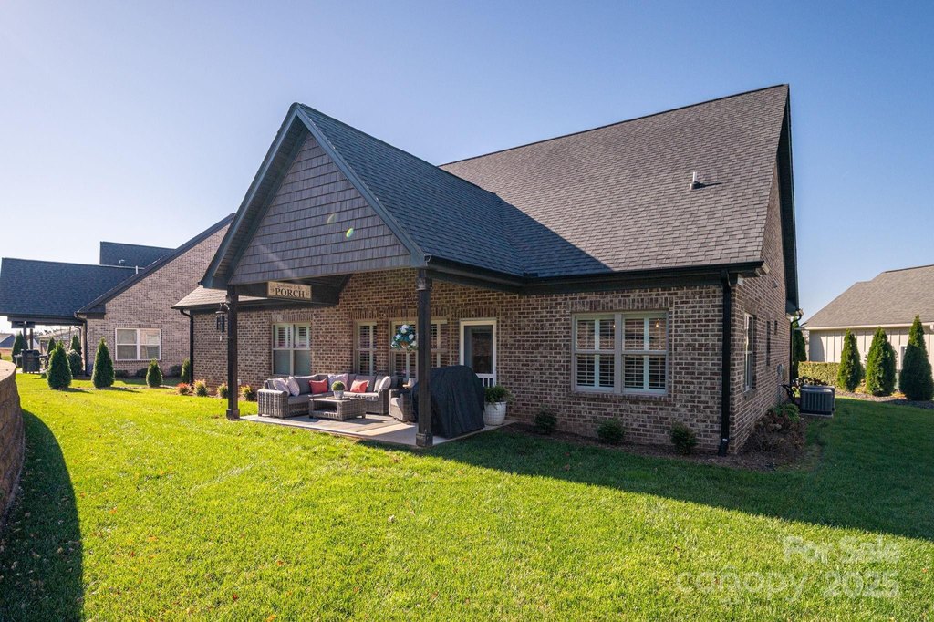 Conover, North Carolina, 28613, United States, 4 Bedrooms Bedrooms, ,3 BathroomsBathrooms,Residential,Forsale,2007718