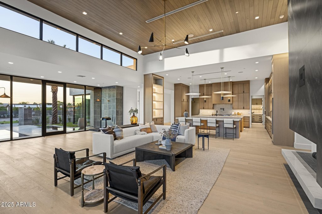 Scottsdale, Arizona, 85254, United States, 6 Bedrooms Bedrooms, ,6.5 BathroomsBathrooms,Residential,Forsale,2004934