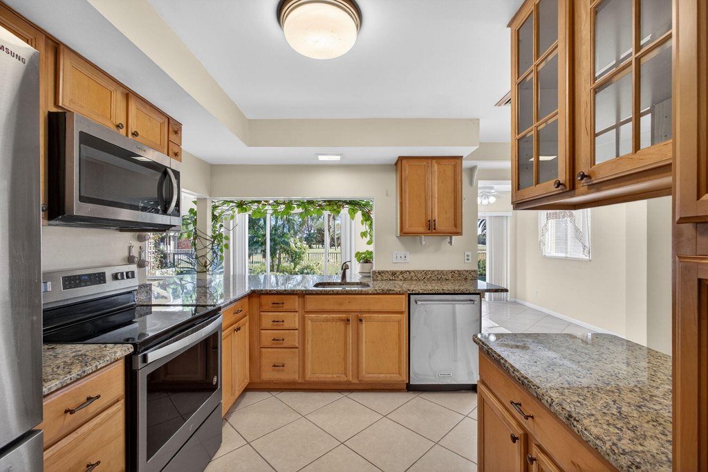 Lake Worth Beach, Florida, 33460, United States, 2 Bedrooms Bedrooms, ,2 BathroomsBathrooms,Residential,Forsale,2010661