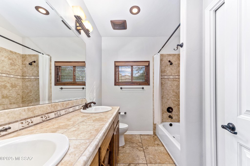 Vail, Arizona, 85641, United States, 4 Bedrooms Bedrooms, ,3.5 BathroomsBathrooms,Residential,Forsale,2004438