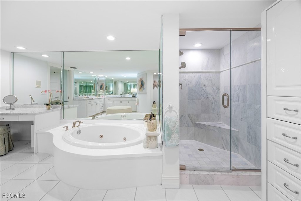 Sanibel, Florida, 33957, United States, 3 Bedrooms Bedrooms, ,3.5 BathroomsBathrooms,Residential,Forsale,2004798