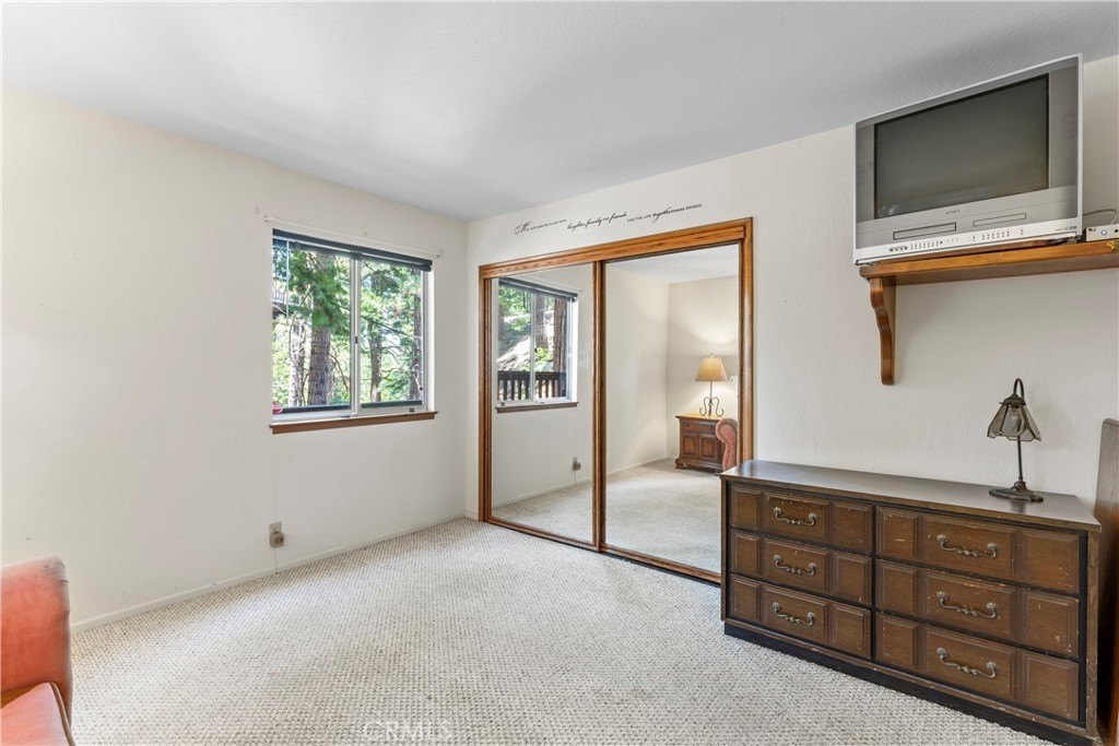 Lake Arrowhead, California, 92317, United States, 3 Bedrooms Bedrooms, ,2 BathroomsBathrooms,Residential,Forsale,1971039