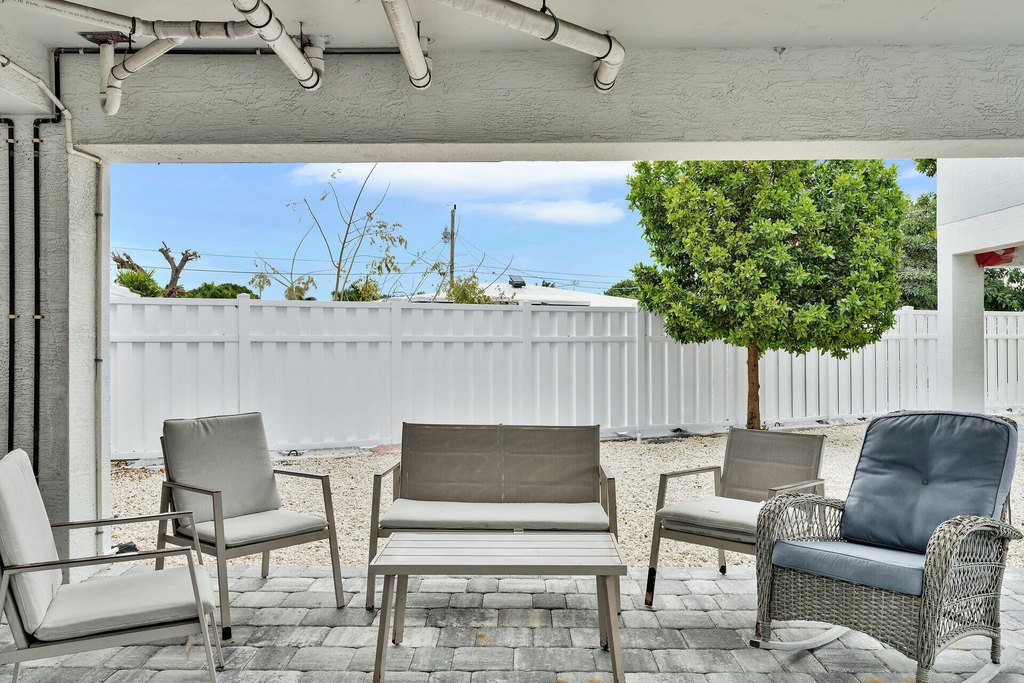 Marathon, Florida, 33050, United States, 1 Bedroom Bedrooms, ,2 BathroomsBathrooms,Residential,Forsale,2011108