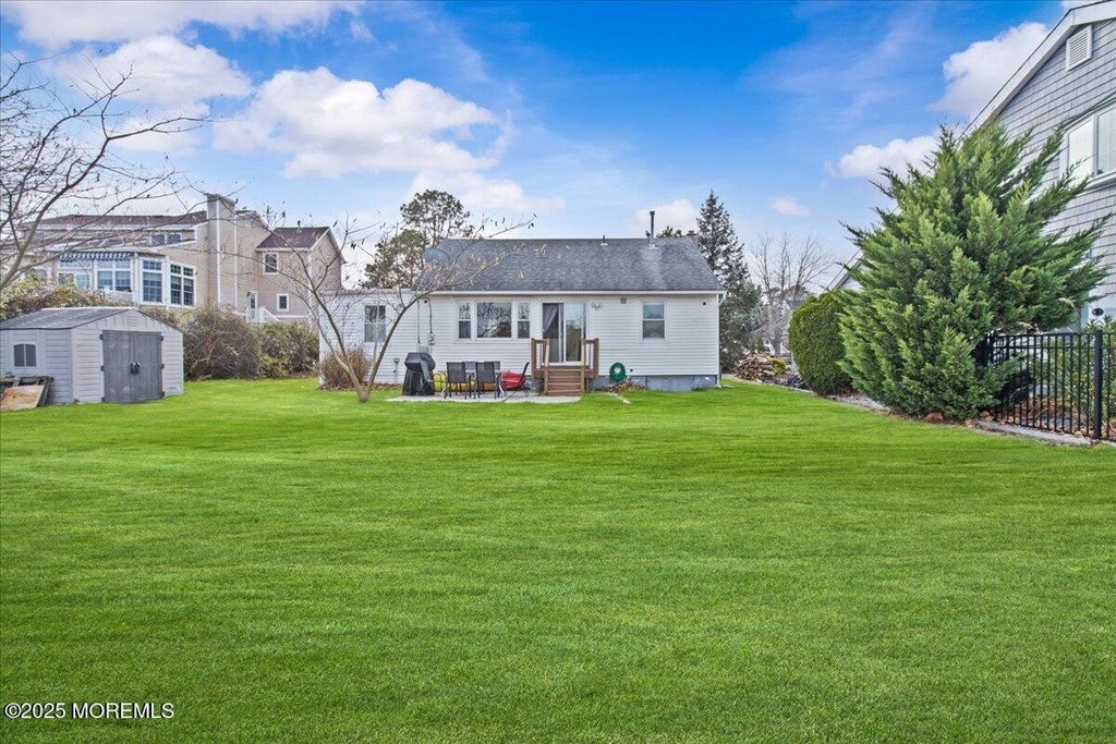 Brick, New Jersey, 08723, United States, 2 Bedrooms Bedrooms, ,1 BathroomBathrooms,Residential,Forsale,2008945