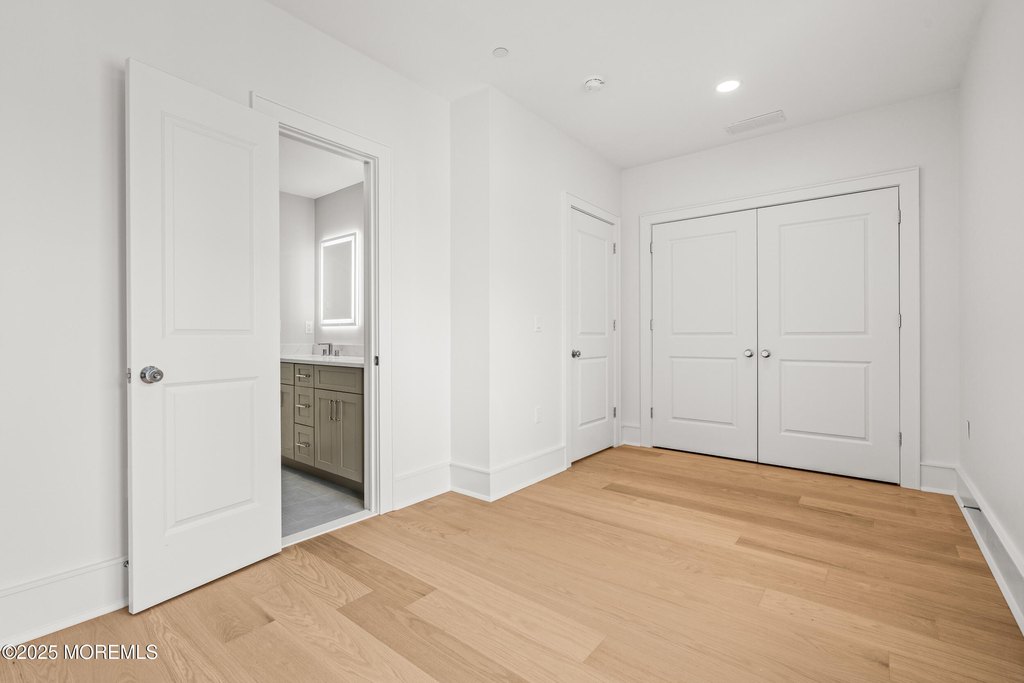 Sea Bright, New Jersey, 07760, United States, 5 Bedrooms Bedrooms, ,4 BathroomsBathrooms,Residential,Forsale,2014193