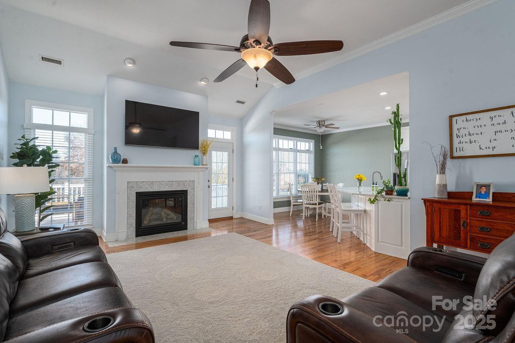 Conover, North Carolina, 28613, United States, 3 Bedrooms Bedrooms, ,4.5 BathroomsBathrooms,Residential,Forsale,2007719