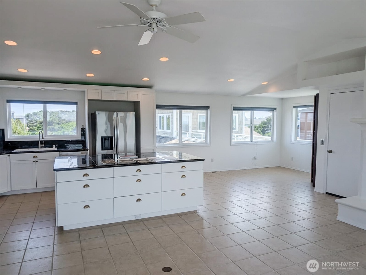 Ocean Shores, Washington, 98569, United States, 4 Bedrooms Bedrooms, ,3 BathroomsBathrooms,Residential,Forsale,2004449