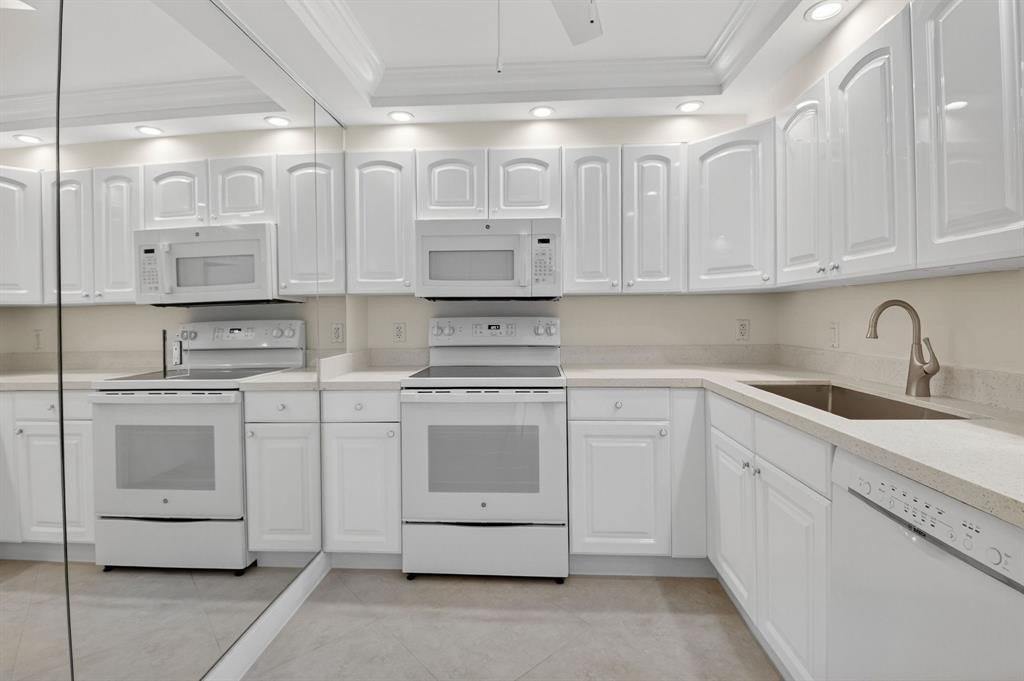 Highland Beach, Florida, 33487, United States, 2 Bedrooms Bedrooms, ,2 BathroomsBathrooms,Residential,Forsale,2004489