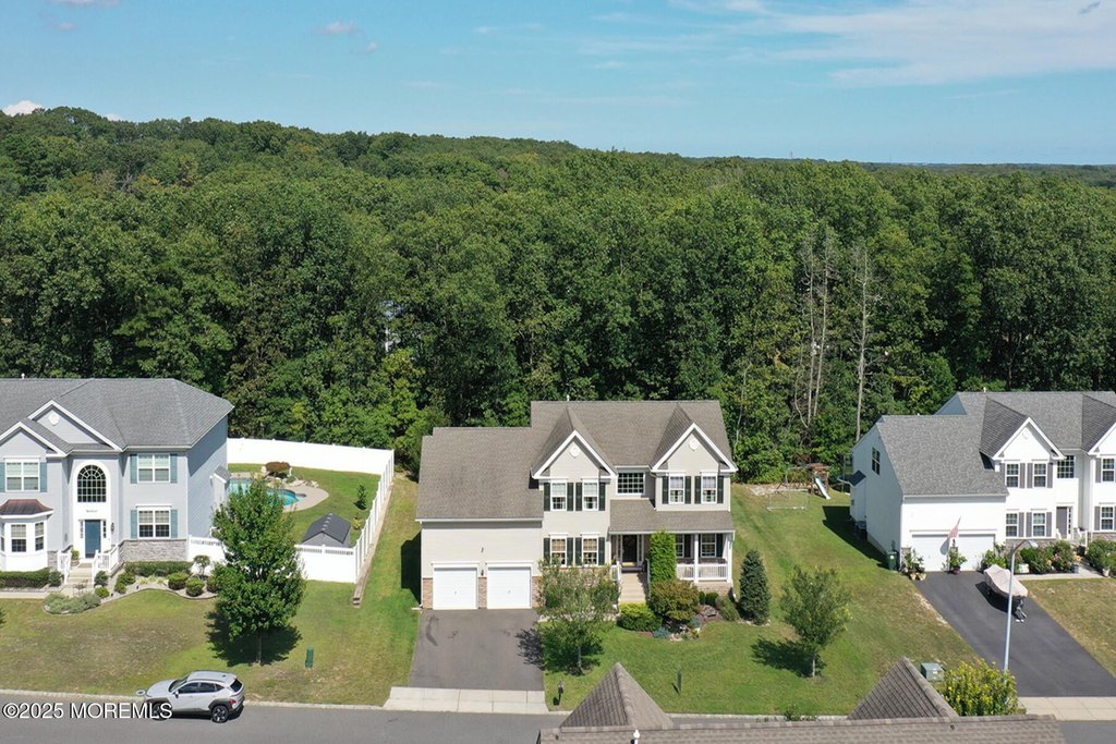 Howell, New Jersey, 07731, United States, 4 Bedrooms Bedrooms, ,3 BathroomsBathrooms,Residential,Forsale,1953811