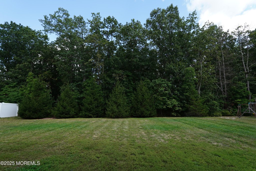 Howell, New Jersey, 07731, United States, 4 Bedrooms Bedrooms, ,3 BathroomsBathrooms,Residential,Forsale,1953811