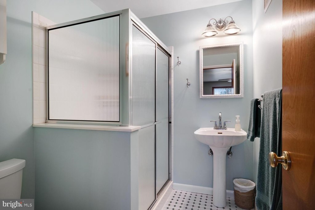 LITTLE EGG HARBOR TWP, New Jersey, 08087, United States, 5 Bedrooms Bedrooms, ,3 BathroomsBathrooms,Residential,Forsale,2004472