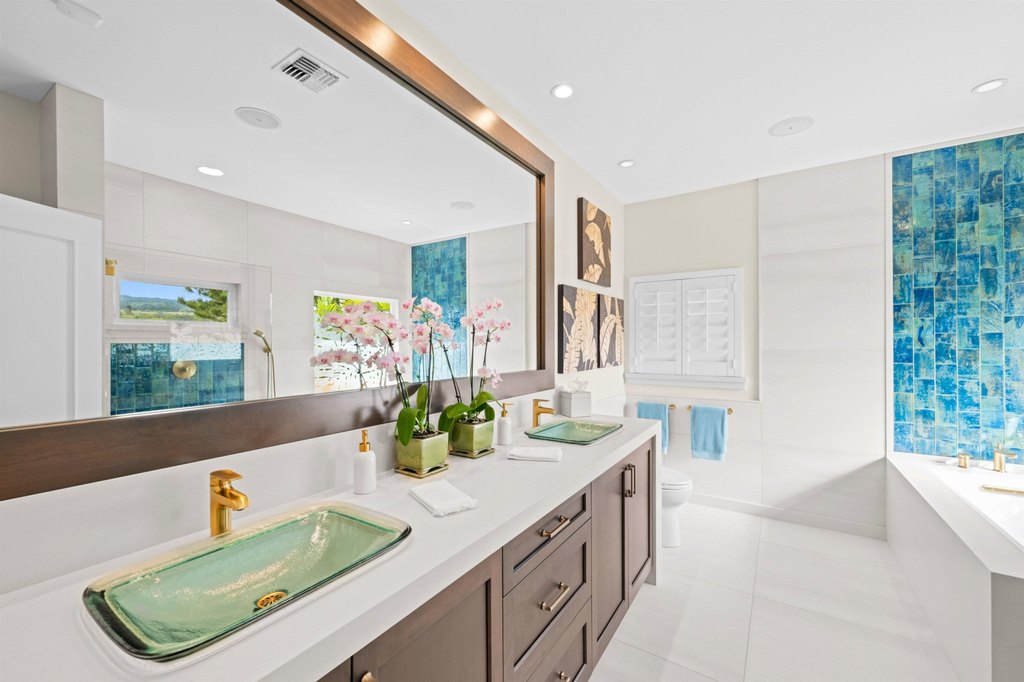 Lahaina, Hawaii, 96761, United States, 4 Bedrooms Bedrooms, ,3 BathroomsBathrooms,Residential,Forsale,2009552