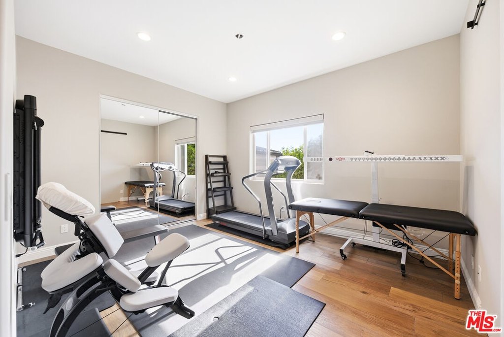 Malibu, California, 90265, United States, 4 Bedrooms Bedrooms, ,3.5 BathroomsBathrooms,Residential,Forsale,2009613