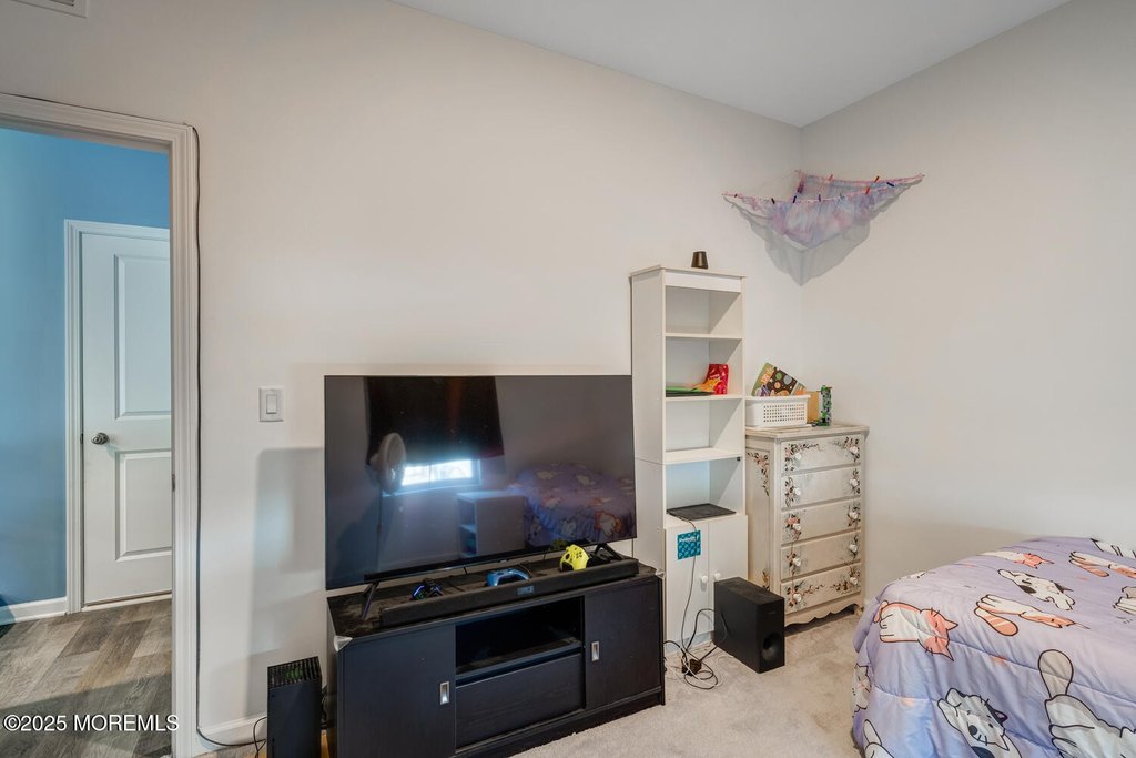 Little Egg Harbor, New Jersey, 08087, United States, 5 Bedrooms Bedrooms, ,3 BathroomsBathrooms,Residential,Forsale,1992686