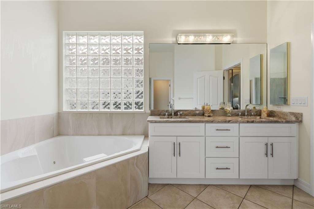 BONITA SPRINGS, Florida, 34134, United States, 3 Bedrooms Bedrooms, ,2.5 BathroomsBathrooms,Residential,Forsale,2004808