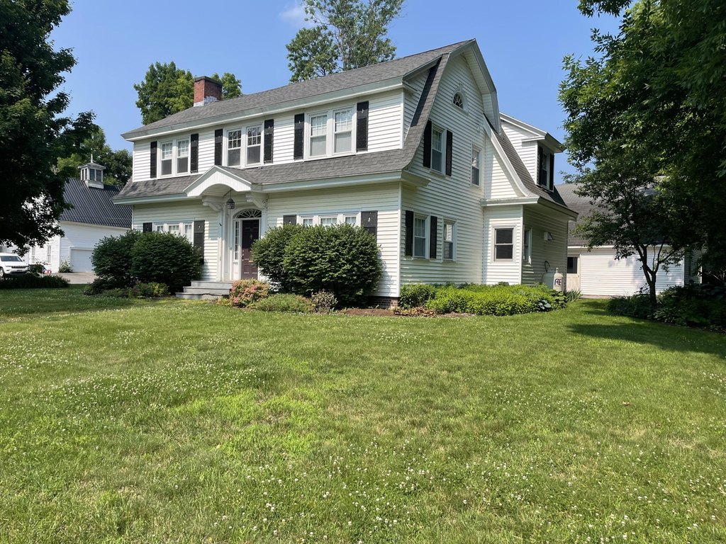 Pittsfield, Maine, 04967, United States, 4 Bedrooms Bedrooms, ,2.5 BathroomsBathrooms,Residential,Forsale,2004043