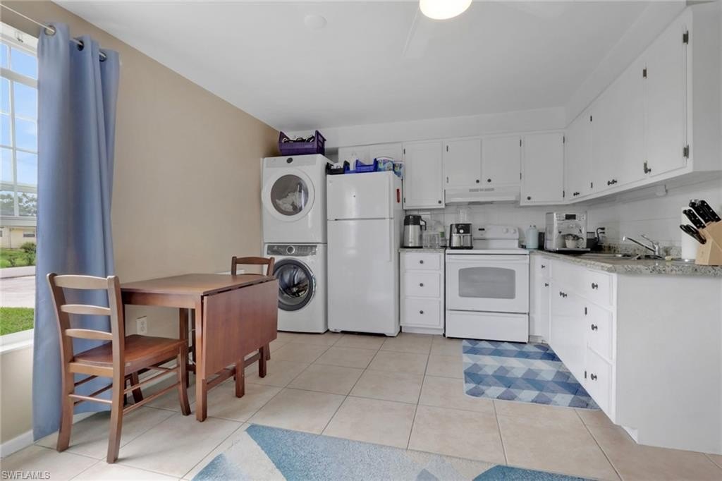 NAPLES, Florida, 34108, United States, 4 Bedrooms Bedrooms, ,2 BathroomsBathrooms,Residential,Forsale,2004807