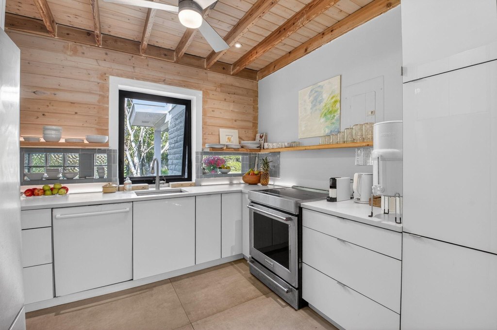 Delray Beach, Florida, 33444, United States, 2 Bedrooms Bedrooms, ,2 BathroomsBathrooms,Residential,Forsale,2004643