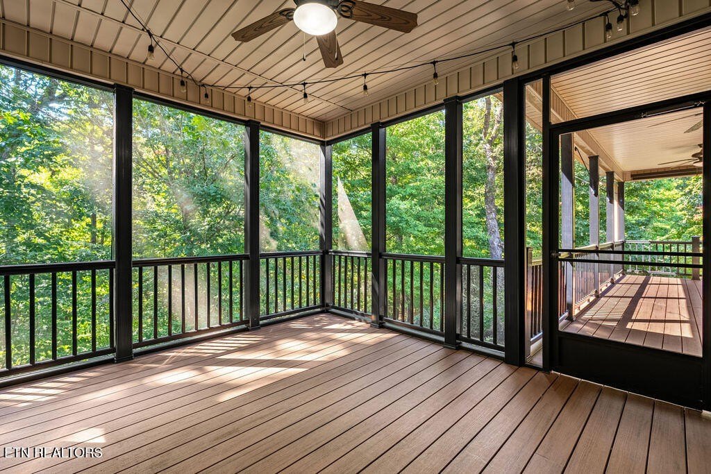 Loudon, Tennessee, 37774, United States, 3 Bedrooms Bedrooms, ,3.5 BathroomsBathrooms,Residential,Forsale,1960210